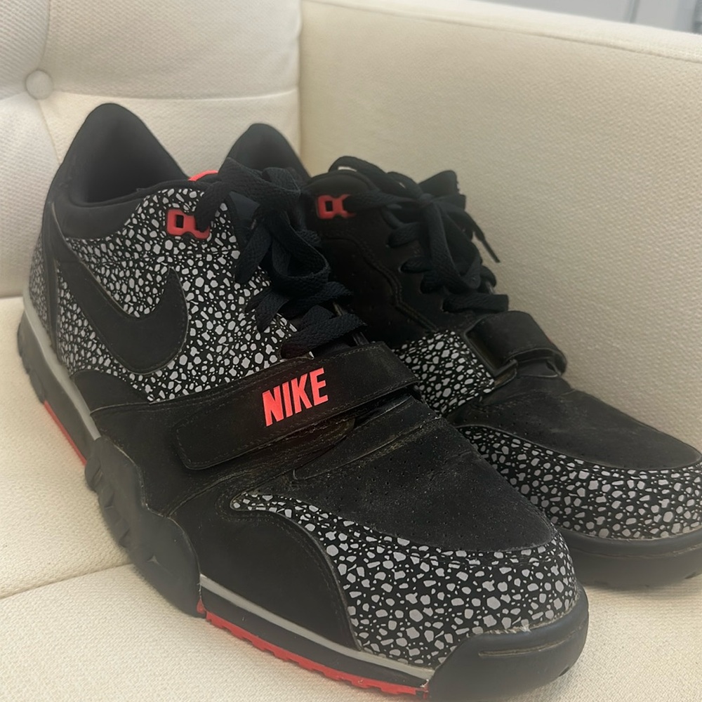 NIKE air trainer 1 low